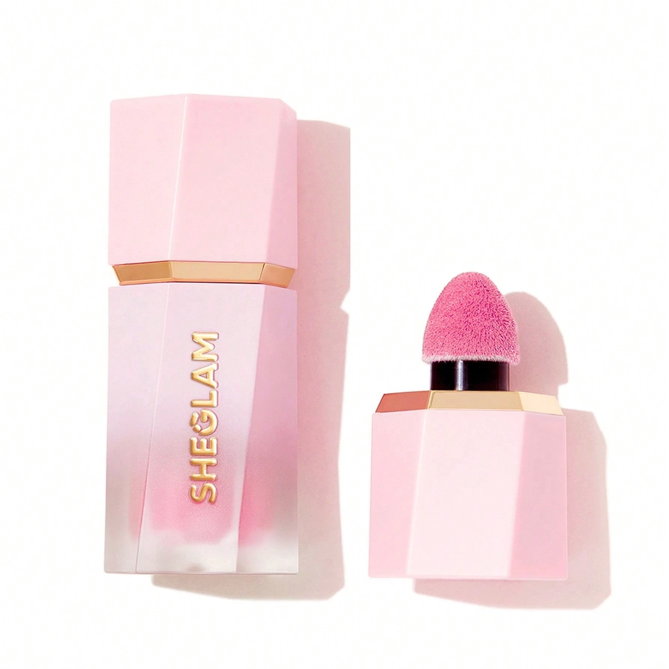 رژگونه مایع کالر بلوم شیگلم | Sheglam Color Bloom Liquid Blush اورجینال را میتوانید از بهارشاپ بیوتی (BaharShopBeauty.ir) تهیه کنید.