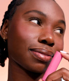 بالم لب استیکی توت فرنگی ای او اس